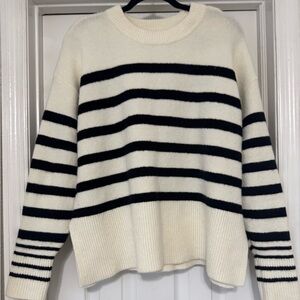 STYLUS Black and White Striped Sweater